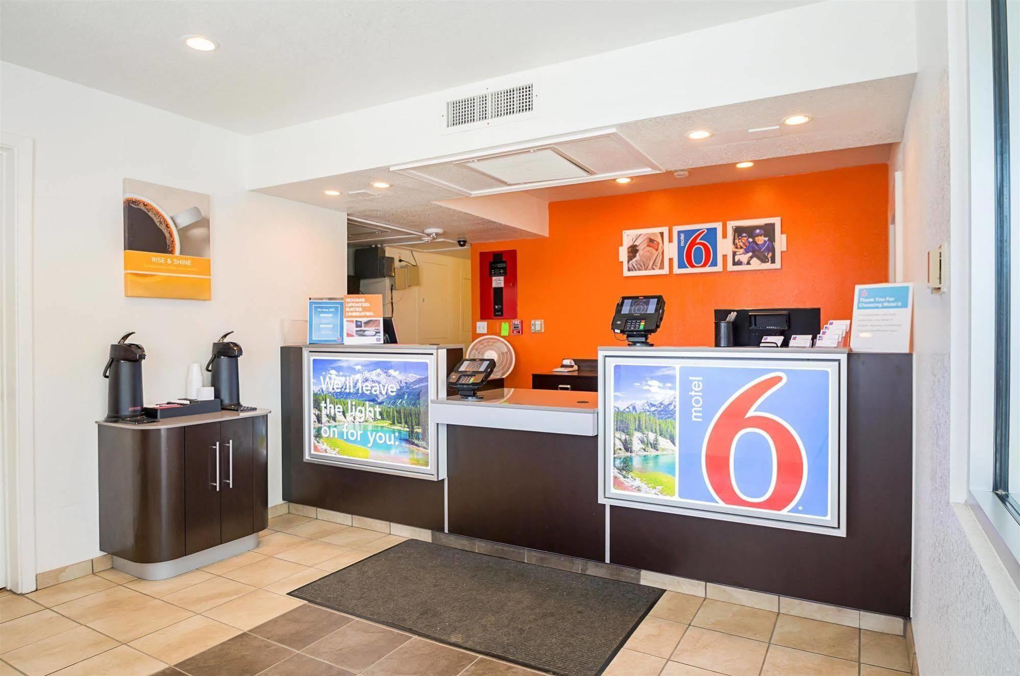Motel 6-Pueblo, Co - I-25 מראה חיצוני תמונה