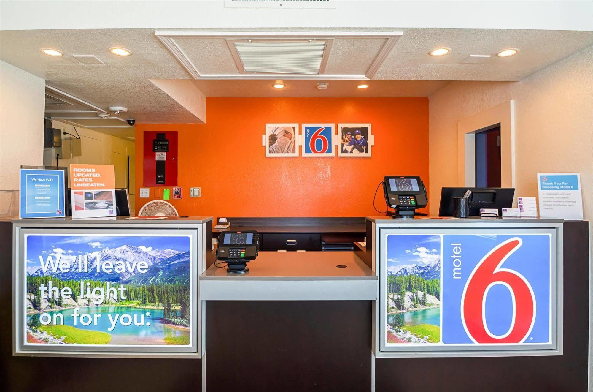Motel 6-Pueblo, Co - I-25 מראה חיצוני תמונה